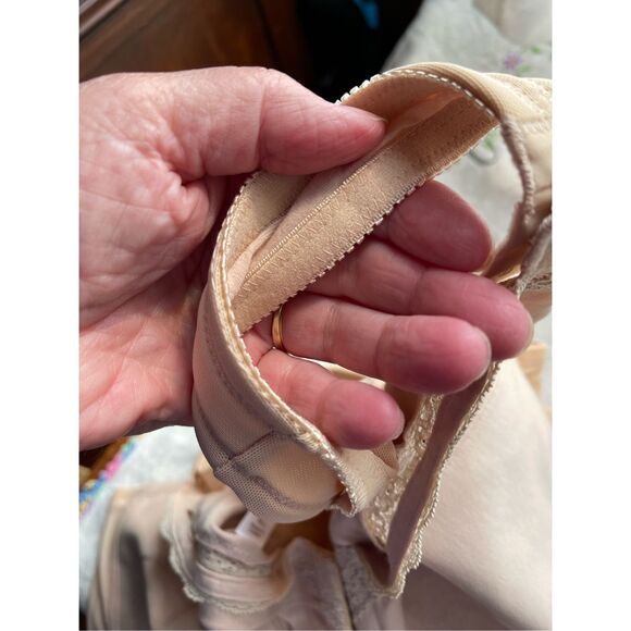 NWT Cozee Corner size 46C wireless bra comfort straps - Picture 7 of 10
